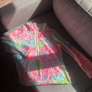 Lilly Pulitzer pull over sweater